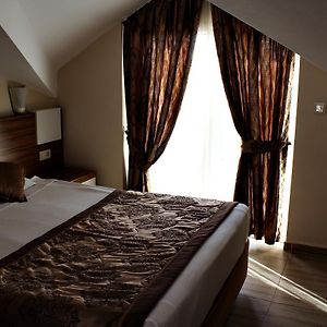 Budget Kamer met een King Size Bed